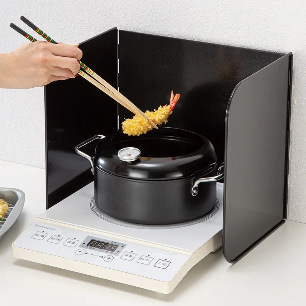 Nitori аяны салхины хаалт