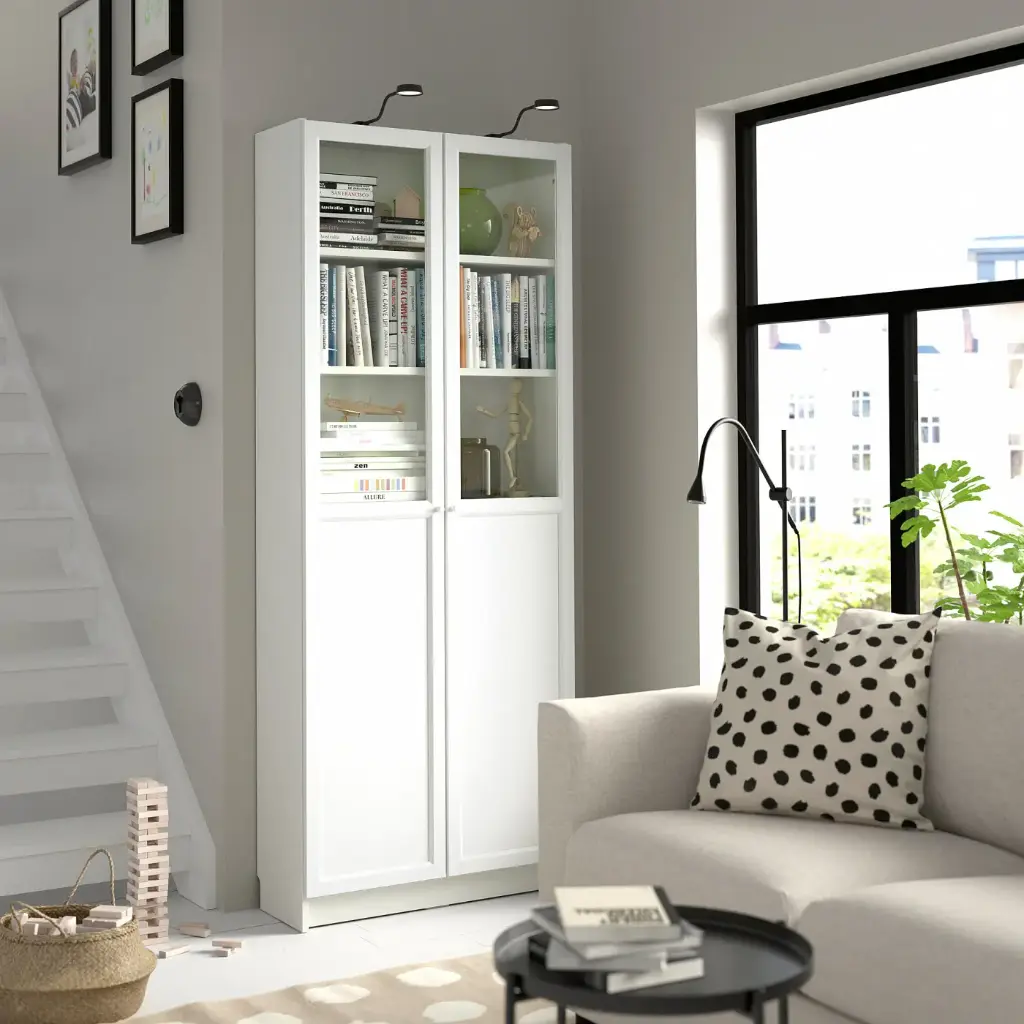 billy-oxberg-bookcase-with-panel-glass-doors-white__1237439_pe917977_s5.webp